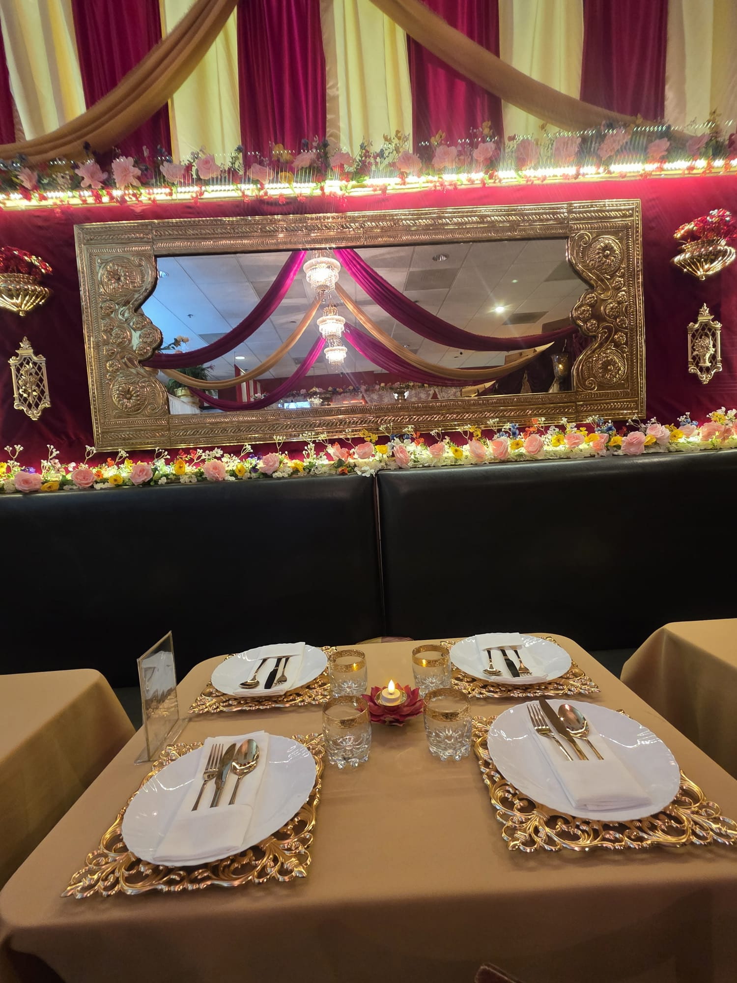 Inside Luft's Indian Cuisine